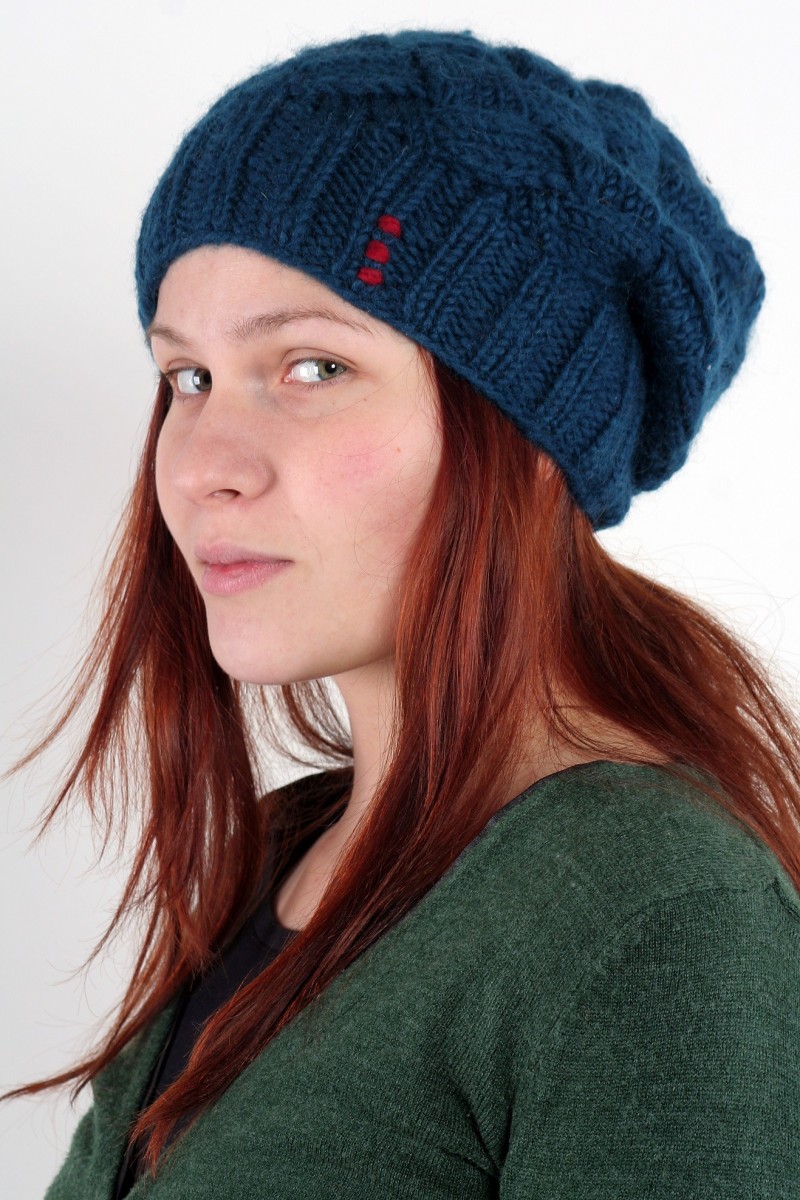 Hand-Knitted Lambswool Flop Hat – Marshmallow, Petrol
