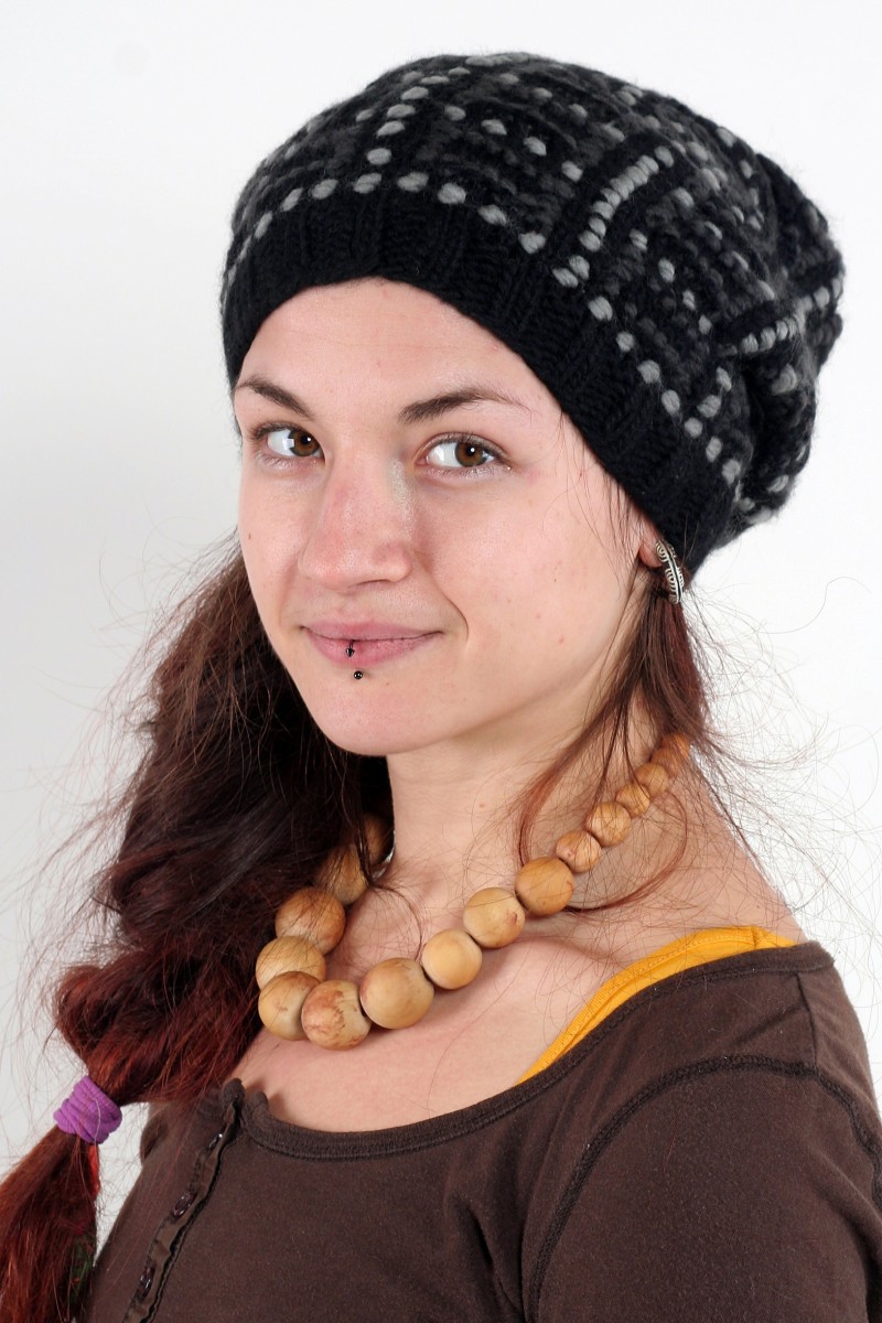 Hand-Knitted Merino Wool Flop Hat – Pacman, Black/Grey