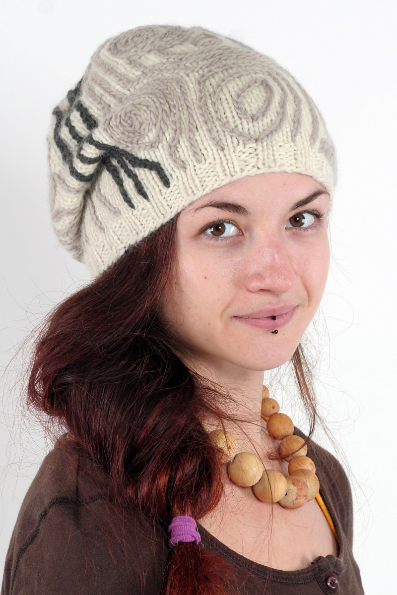 Hand-Knitted Merino Wool Flop Hat – Tracks, White/Light Grey