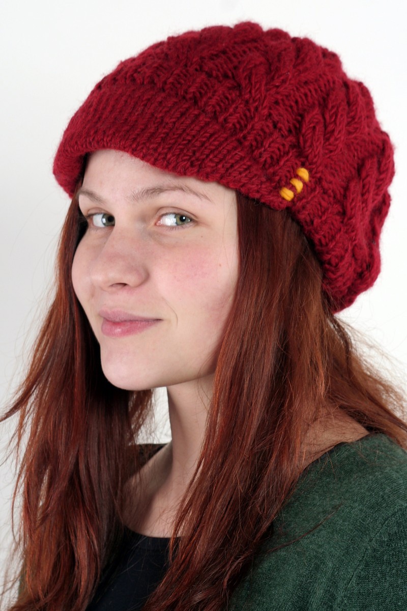 Hand-Knitted Lambswool Brim Beret – Cable, Red