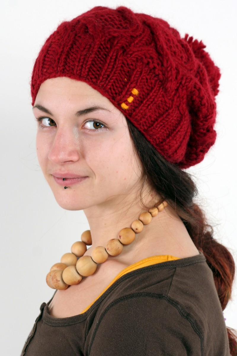 Hand-Knitted Lambswool Flop Pompom Hat – DNA, Red
