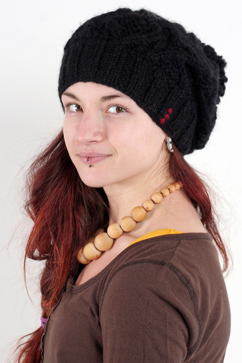 Hand-Knitted Lambswool Flop Pompom Hat – DNA, Black