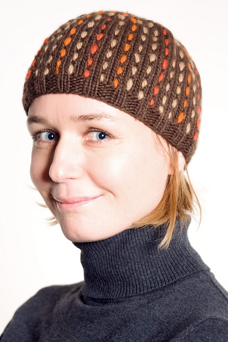 Hand-Knitted Merino Wool Short Beanie – Urchin, Brown/Orange