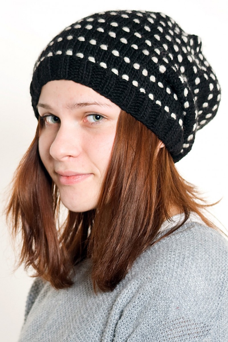 Hand-Knitted Merino Wool 2-Flop Hat – Spiral, Black/White