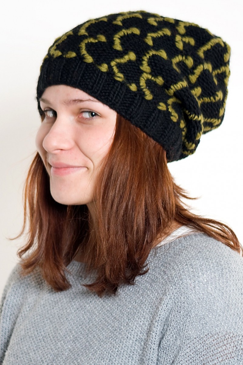 Hand-Knitted Merino Wool 2-Flop Hat – Square, Black/Khaki
