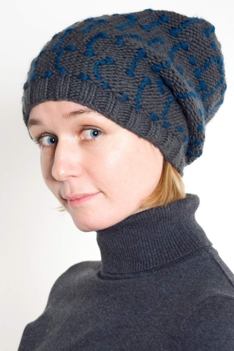 Hand-Knitted Merino Wool 2-Flop Hat – Square, Dark Grey/Petrol