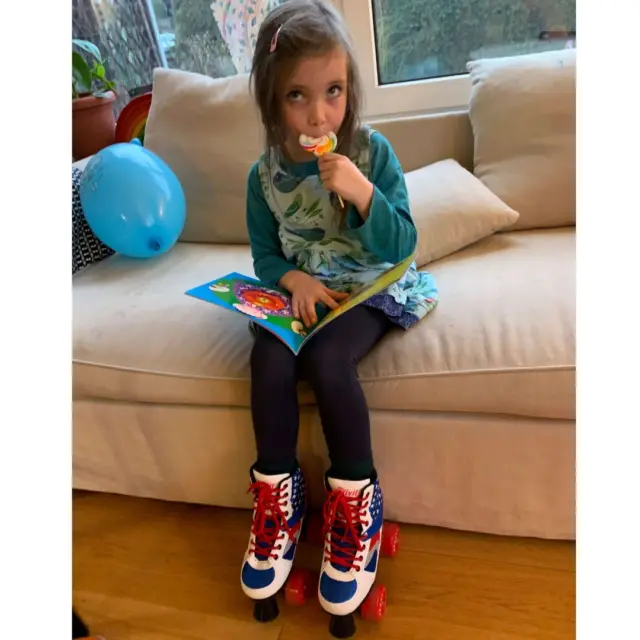 Life in times like these! . . . . . . . #pashin’ #pashinclothing #wearyourpashin #rollerskates #lollipop #covidwinter #l