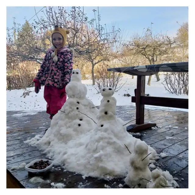 Playing outside is fun! Today we were hanging out with the Snow family... . . . . . . . #pashin’ #pashinclothing #wearyo
