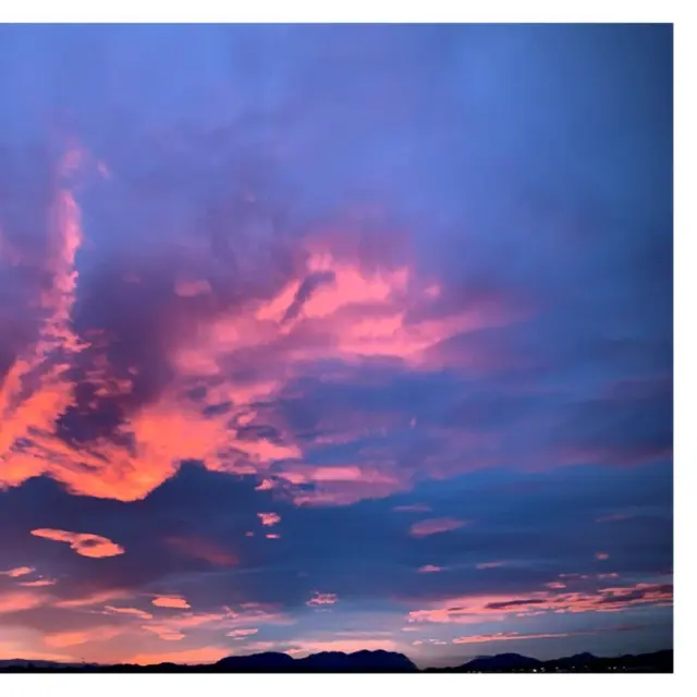 ...dragon! . . . . . #pashin’ #pashinclothing #wearyourpashin #beautifulsky #redsky #skydragon #magic #nature #love #bea