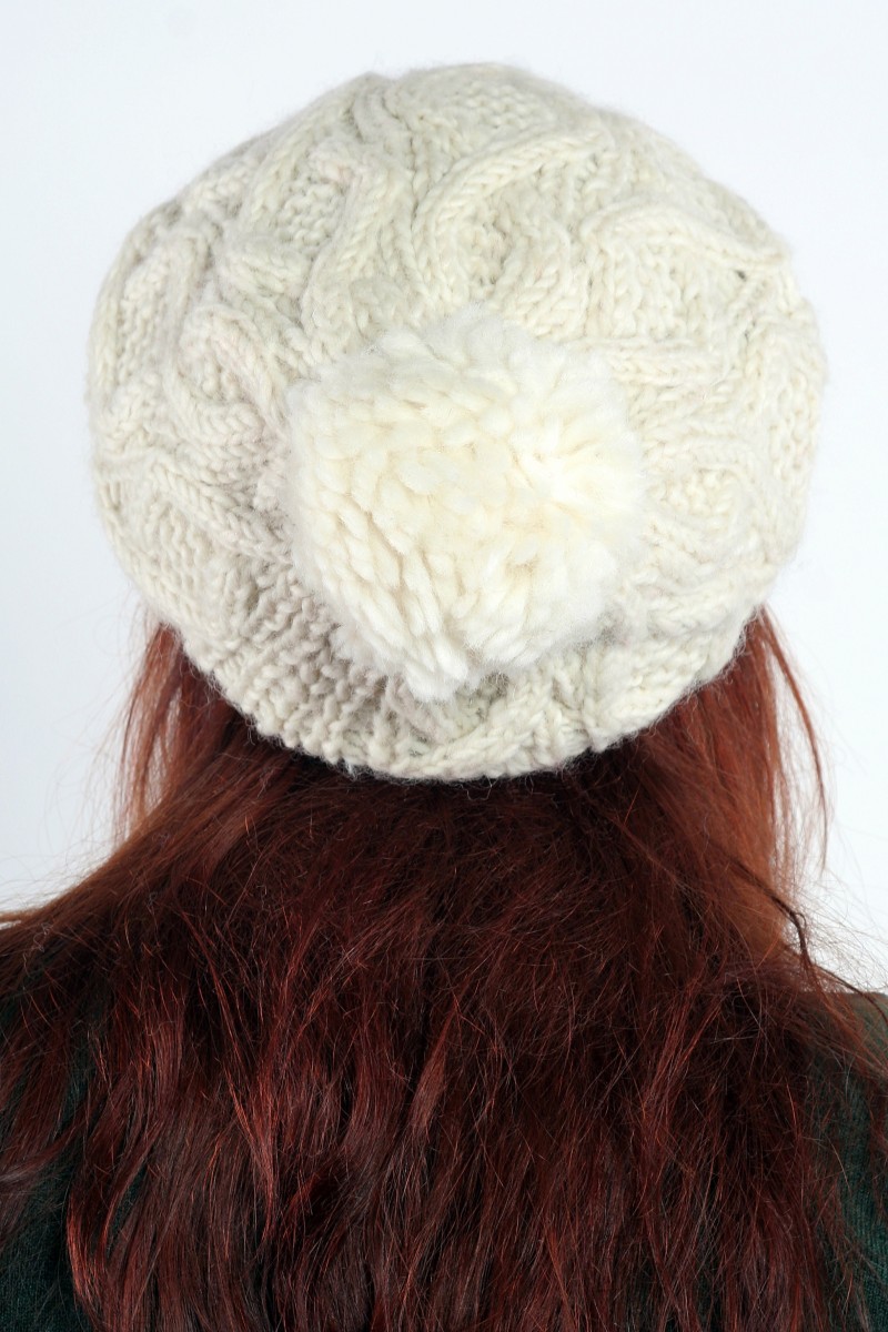 WHITE DNA FLOP POMPOM