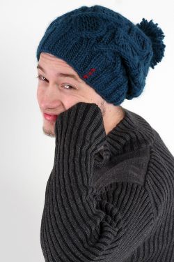 PETROL DNA FLOP POMPOM