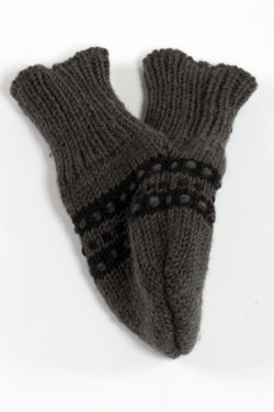 DARK GREY BLACK STEP LOVE MITTENS